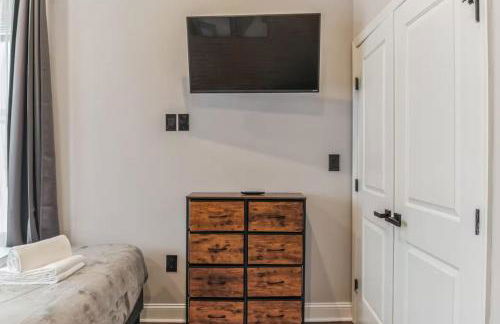 Jr 1Br w 2 Beds - Sleeps 4 - 10 min to DT - Foto 13