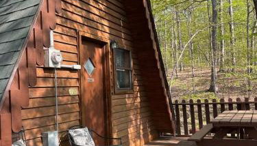 A-Frame Cabin #2 on Patoka Lake in Southern Indiana - Foto 1