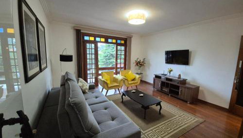 Casa excelente localização perto dos principais pontos turísticos da - Foto 1