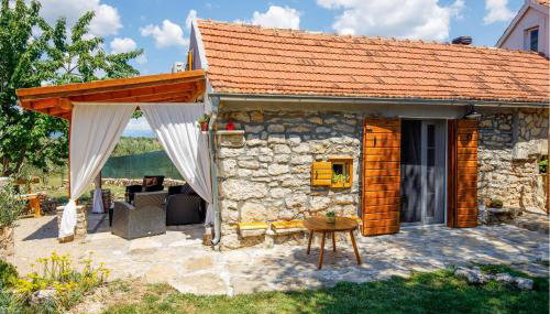 Amazing Home In Puljane - Foto 2