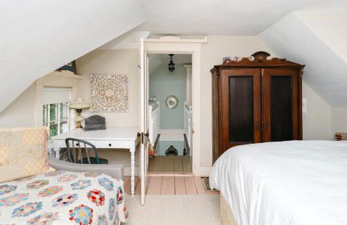 1850s Maine Farmhouse featured in Condé Nast Traveler with 11 Acres Near Water - Foto 50