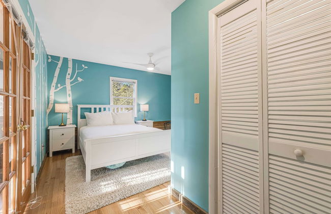 Red Cedar by Avantstay Cabin w/ Hot Tub + Views! - Foto 33