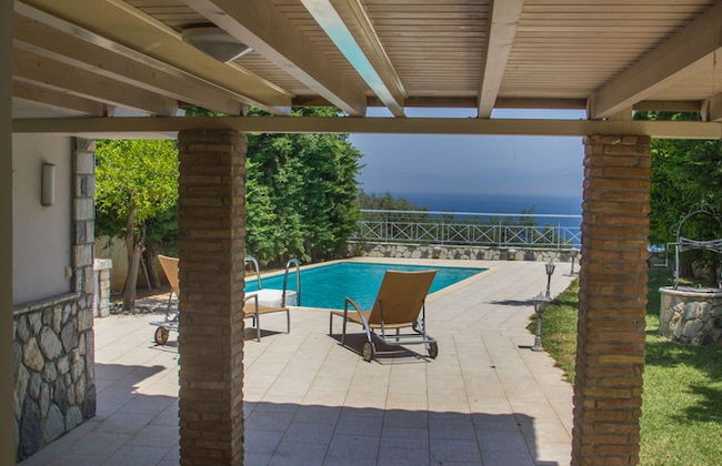 Corinthian Residence - Photo 35