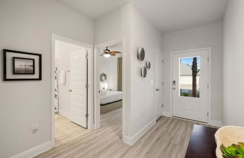 4 Bedroom Sleeps 10 Beach Resort pool, Golf Cart included! Sunsets - Foto 12