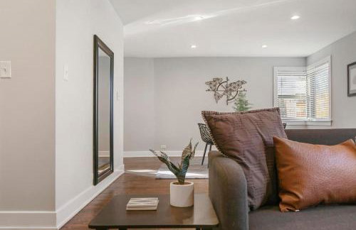 Lively 2BR Apartment Near the Beach and Park - Sheridan 1 - Foto 1