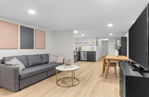 Spacious NW Apt Steps to 14th Street Corridor - Foto 3