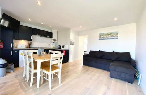 107 Brambles Chine, Holiday Coastal Chalet - Photo 2