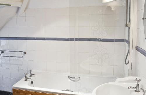 Swiss Cottage - Photo 13