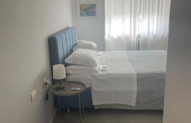 HOME SUITE HOME with FREE PARKING GARAGE - CON PARCHEGGIO INCLUSO nuovo con 2 camere da letto e due bagni - new apartament with 2 bdrooms 2 bathrooms- jellow SUBWAY METRO gialla Porta Romana 3 stops to Duomo - Foto 5