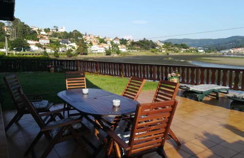 Casa de madera sobre el mar - Foto 9