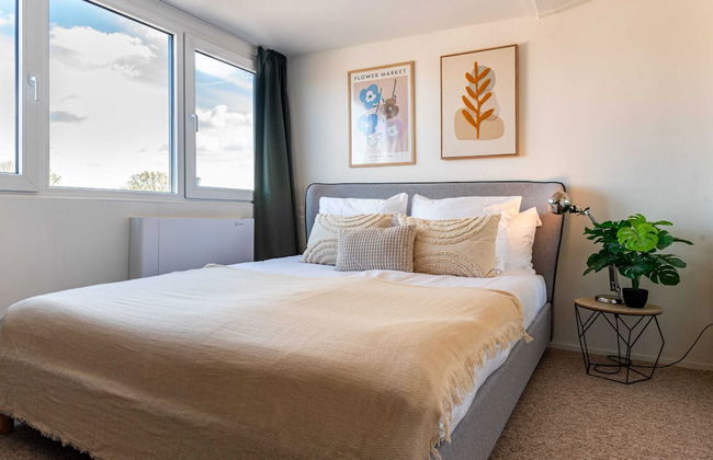 Suite in Vrouwenpolder Near North Sea Beach - Photo 4