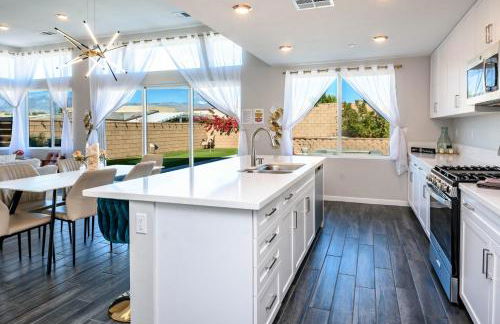 #Marbella Lane - Desert Dream Pool Spa & Games - Photo 14