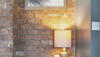 Beautiful Renovated Apartment One Block from King - Foto 5