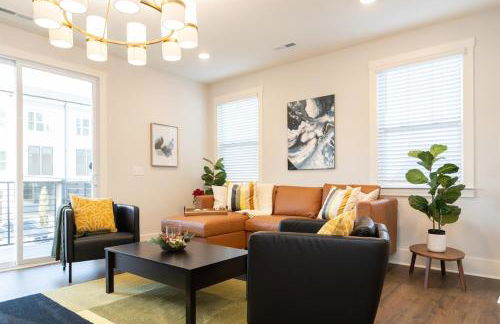 Birdsong Bungalow - Hot Tub, Game Room, Fire Pit - Foto 20