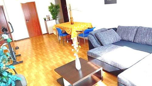 Wood Is Good! Kelkheim Central 24 7 Check In - Photo 2