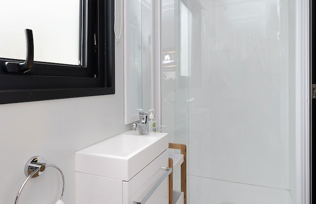 Two Peas In A Pod - Photo 16