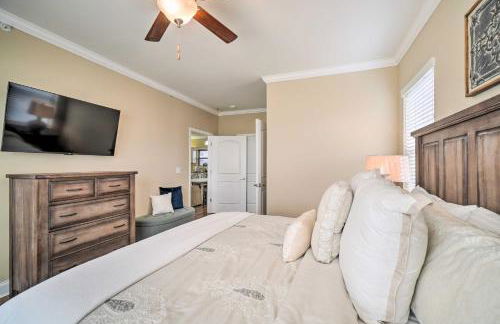 Chic Townsend Condo with Saltwater Pool! - Foto 14