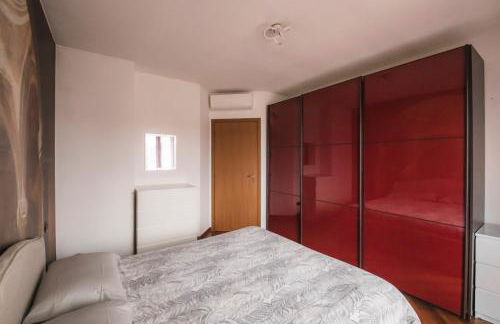 Appartamento Luminoso con Terrazzo, Milano Fiera - Foto 5