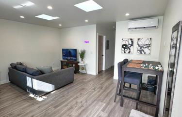 New built house in Los Angeles! - Foto 1