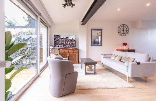 Maison avec garage et jardin - Photo 5