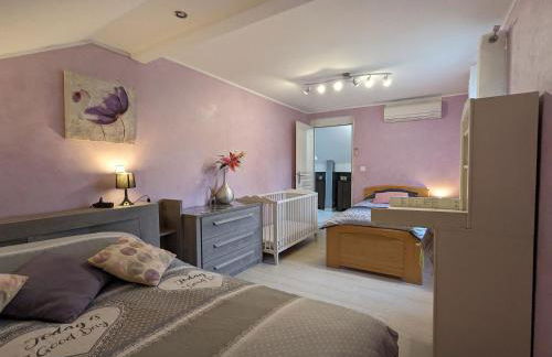 Chalet spacieux avec sauna, spa et baby-foot, proche stations de ski - FR-1-589-671 - Foto 28