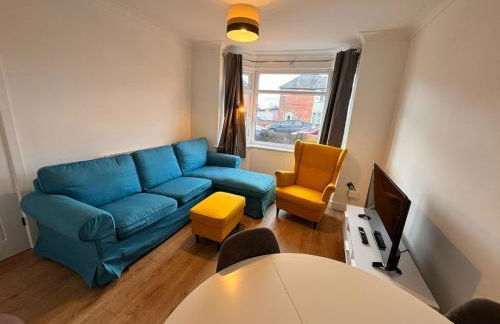 Large New 5 Bedroom 2 Bathroom House in Central Southampton - Free Parking - Foto 16