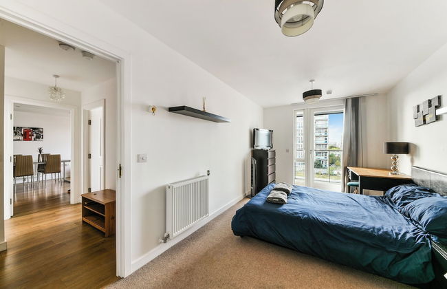 Luxury 2 bed Apartment in Canary Wharf - Free Wifi - Foto 3