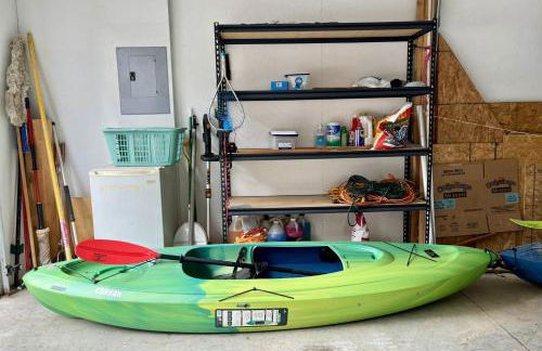 Luxury Log Cabin w Beach & Dock Sleeps 12 - Photo 52