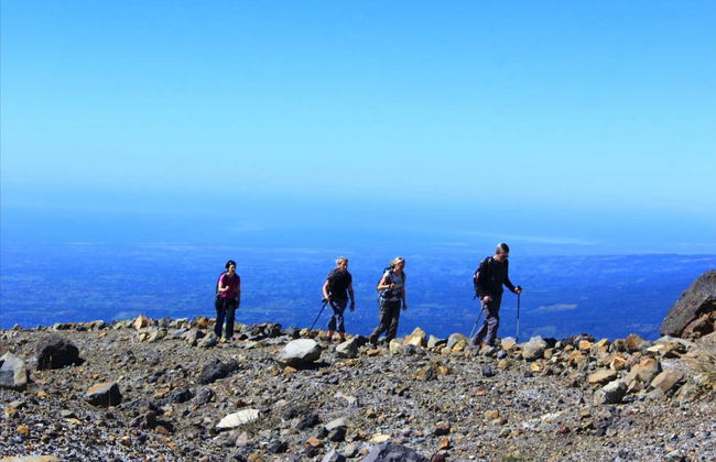 Senderismo por el Parque Nacional de los Volcanes - Foto 1