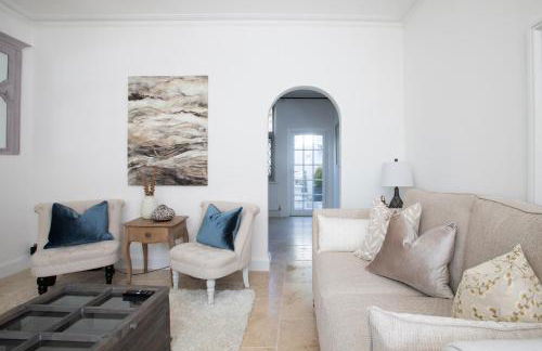 Number 42 by The Butler Collection - Foto 36