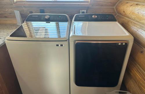 Dutch John Adventure Outpost, 2800 Sq Ft Log Home - Foto 16