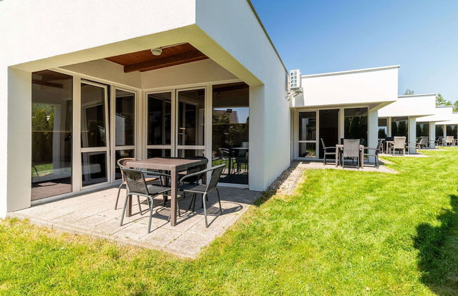 Holiday Homes With Pool, Close to the Beach - Photo 25