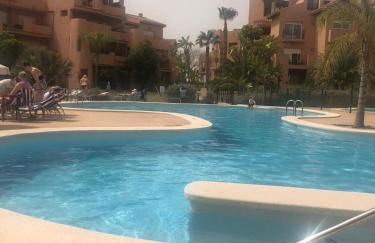 Superb 2 Bed Apartment on Mar Menor Golf Resort with Free WIFI - Foto 9