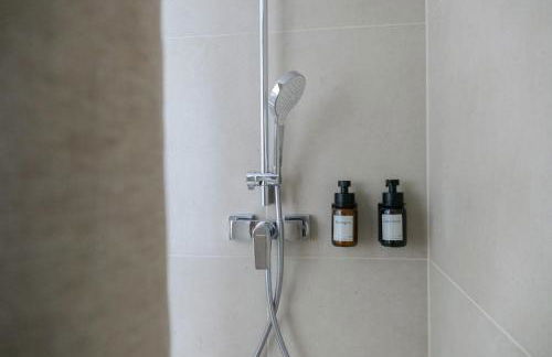 Modernes, zentrales Apartment mit Boxspringbett und Waschmaschine - Foto 28