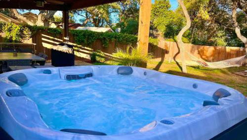 Knot Bay Haven, Dog Friendly, Hot Tub, Fenced yard, Patio and Grill, 3 BR - Foto 5