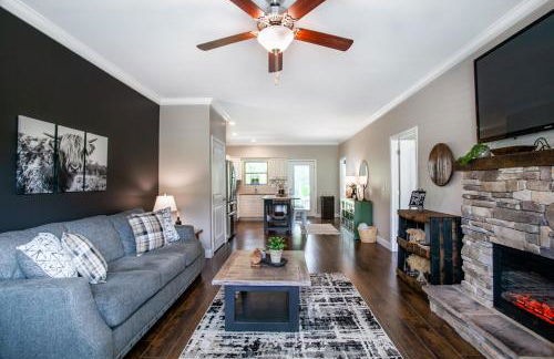 Elegant End Condo Fireplace Community Amenities - Foto 5