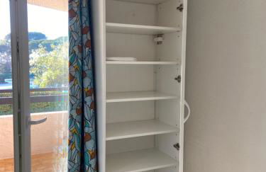 Domaine Valescure vue Piscine ou Pinede - Wifi - Foto 38