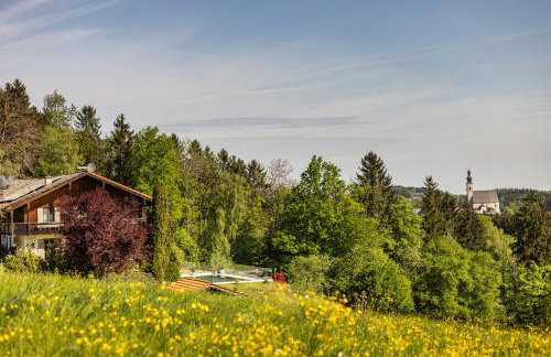 Haus Vogl Anger - Ferienwohnungen mit privater Sauna und beheizten Salzwasser Pool in Panoramalage und Nähe zu Salzburg und Berchtesgaden - Foto 13