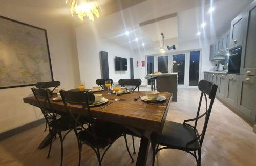 4 BR Luxury House. Bike Park Wales. Secure Bike Store. Brecon Beacons - Photo 9