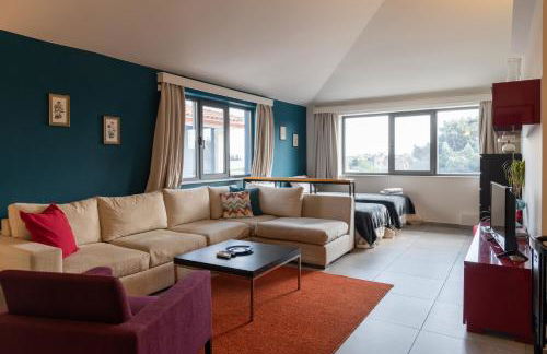 CHROMA Lodge Pikermi - Photo 30