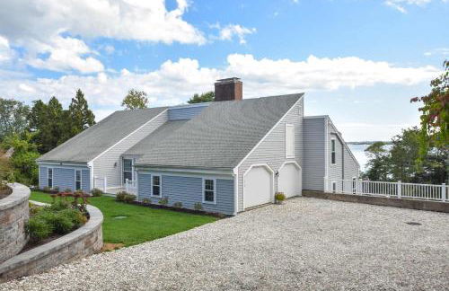 15526 - Luxurious Waterfront Home with Incredible Entertainment Space Secluded on Pleasant Bay - Foto 47