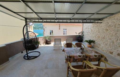 Apartments Turan Centrally Located with Free Parking - Photo 1