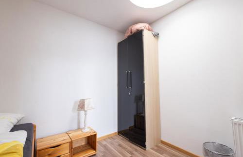 Geräumige Monteurwohnung in Ratingen mit WLAN und Parkplatz - Foto 4