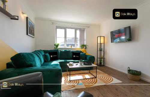 Quick Deals l 5 Bedroom l Sleeps 10 l Parking l Ideal for Groups l Oak Stays Short Lets & Serviced Accommodations - Foto 71