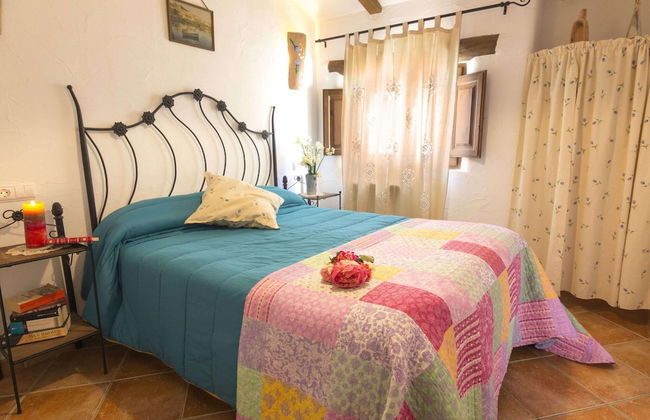 Mountain Getaway in Laroya - Photo 4