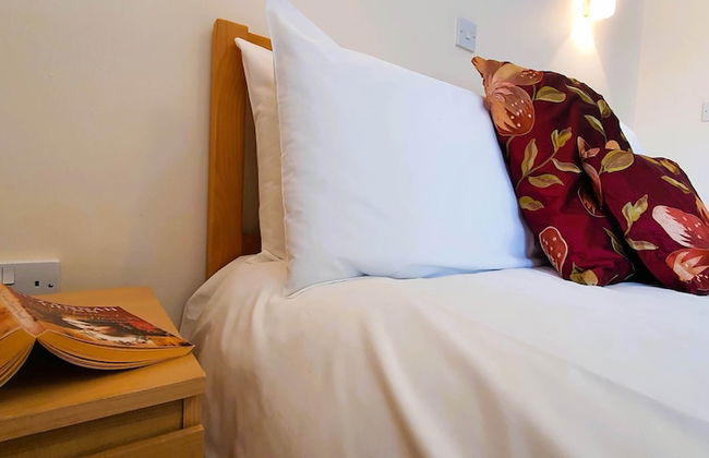 The Victorian Barn self catering holidays with pool & hot tubs - Photo 59