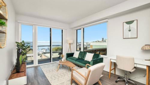 Waterfront Views Prime Downtown Apartment - Foto 1