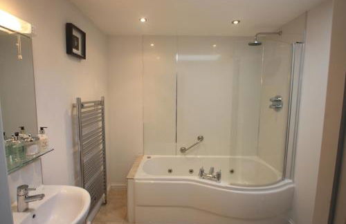 Anniston Farm Cottages - Photo 17