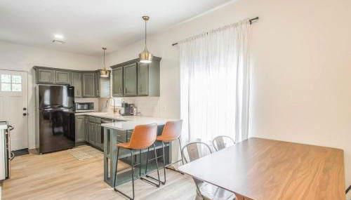 The Arches Walk to Western Ave District - Foto 3