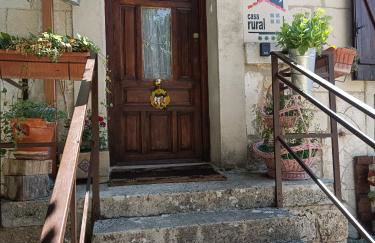 La antigua escuela bajo la Tesla - Photo 4